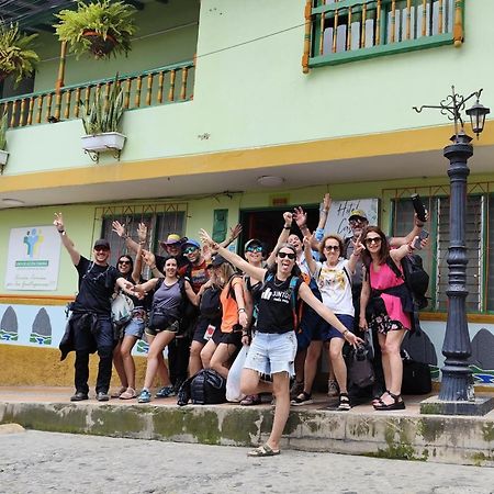 Hotel Casa Verde Guatape Bagian luar foto