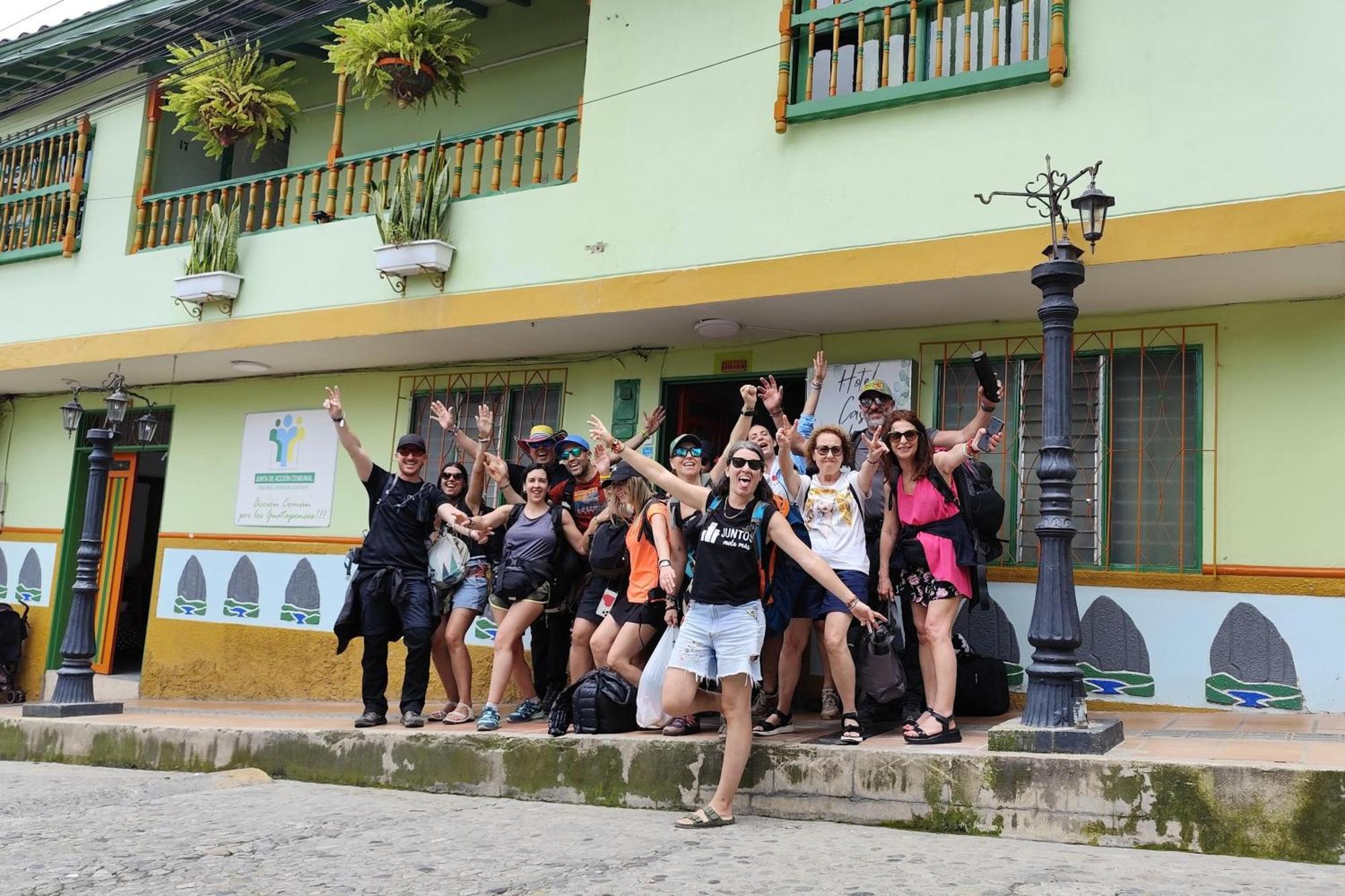 Hotel Casa Verde Guatape Bagian luar foto
